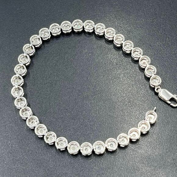 Sterling Silver 925 Classic Diamond Tennis Bracelet Tested 12.6g Design 7.5" - Picture 2 of 10